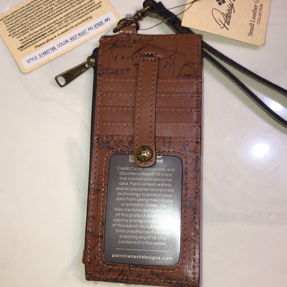 Patricia Nash Alanna Signature Map Print Leather Card Wallet Color Riot Rust NWT - Picture 6 of 16